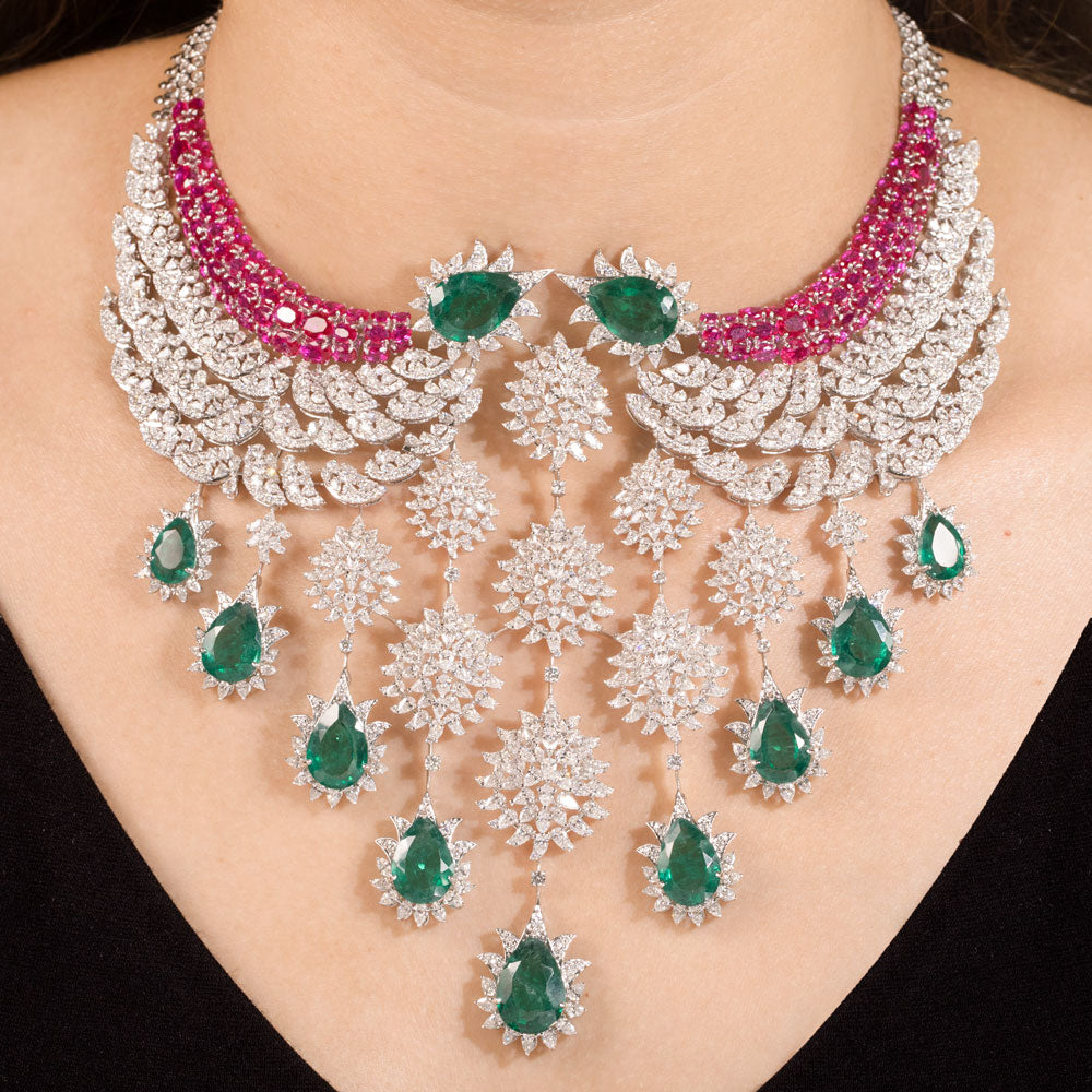 18K White Gold Diamond Necklace - 32.884ct VVS-EF with Colour Stones