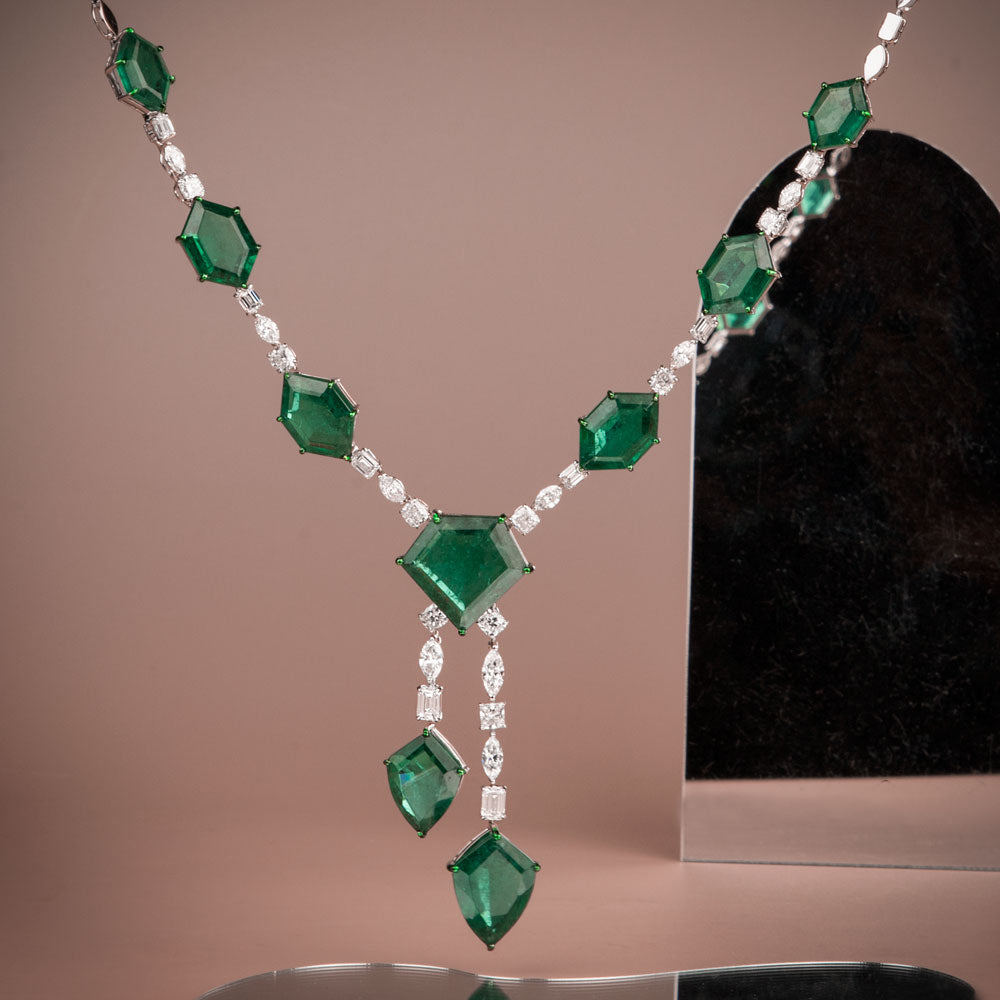 18K White Gold Diamond Necklace - 11.415ct VVS-VS-HI with Colour Stones