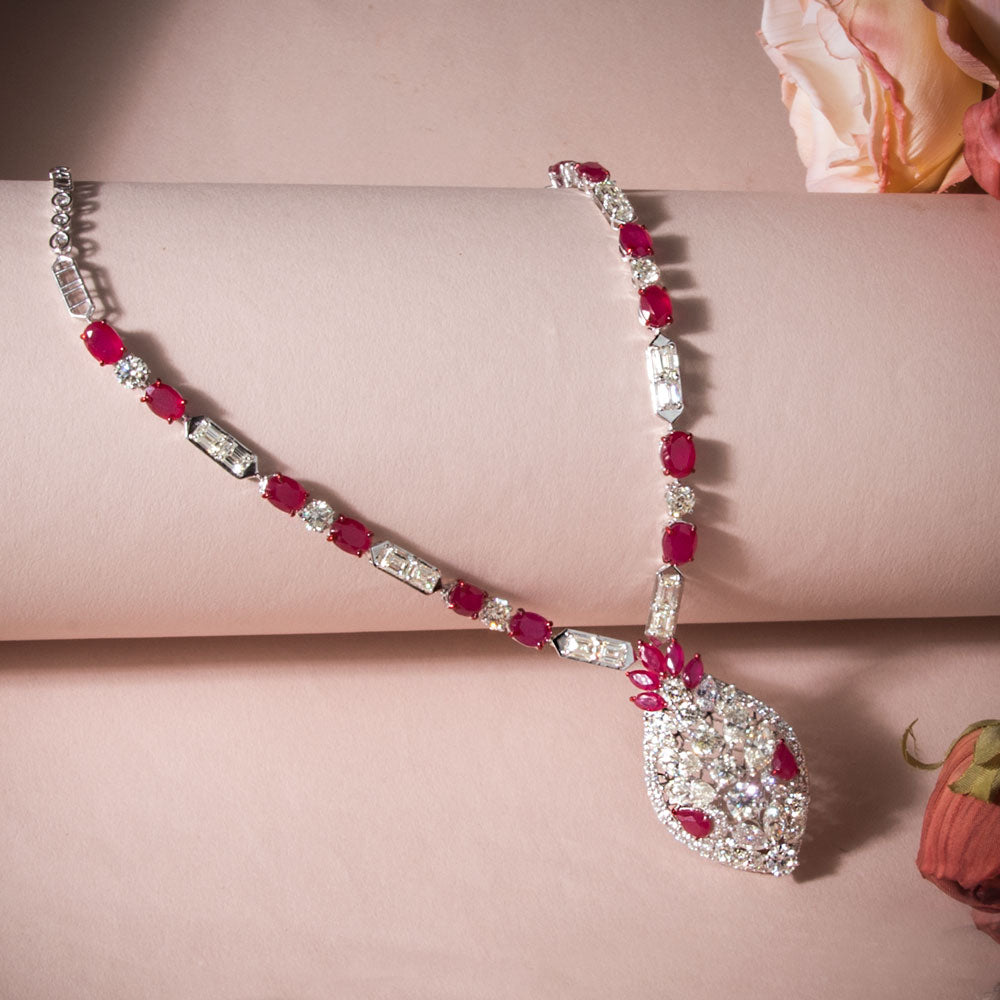 18K White Gold Diamond Necklace - 17.744ct VVS-VS-IJ with Colour Stones