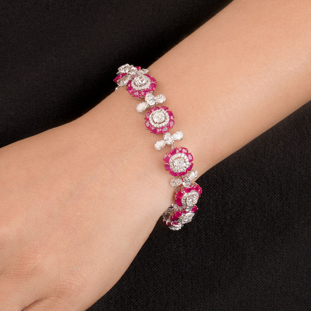 18K White Gold Diamond Bracelet - 10.956ct VVS-VS-EF with Colour Stones