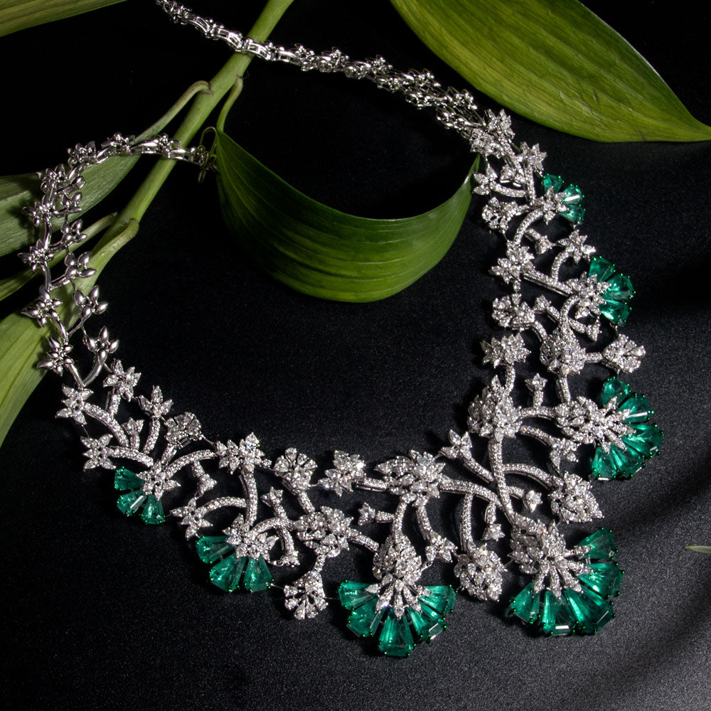18K White Gold Diamond Necklace - 24.54ct VS-SI-EF with Colour Stones