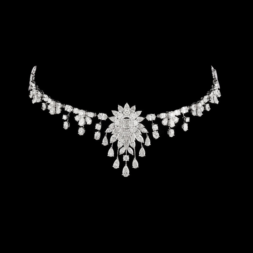 18K White Gold Diamond Necklace - 20.849ct VVS-VS-GH