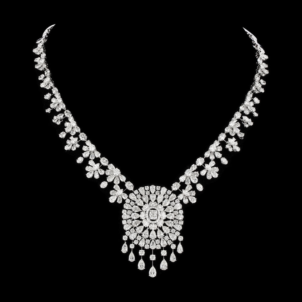 18K White Gold Diamond Necklace - 48.618ct VVS-VS-GH