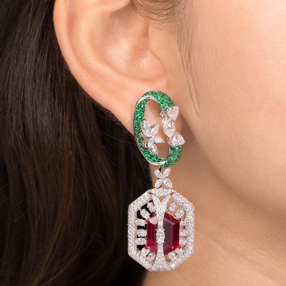18K White Gold Diamond Jewellery - 6.227ct VVS-EF with Colour Stones