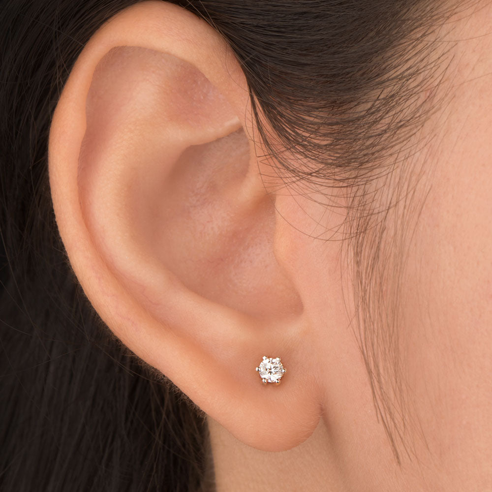 18K Yellow Gold Diamond Earrings - 0.147ct VS-FG