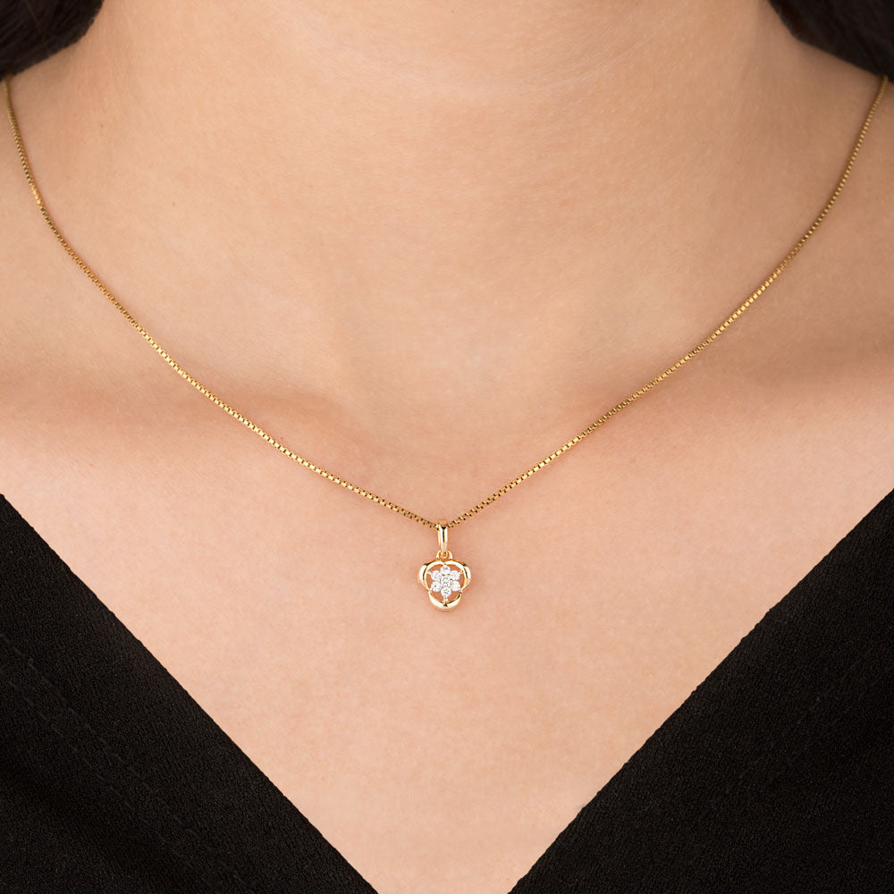 18K Yellow Gold Diamond Pendant - 0.1ct SI-IJ