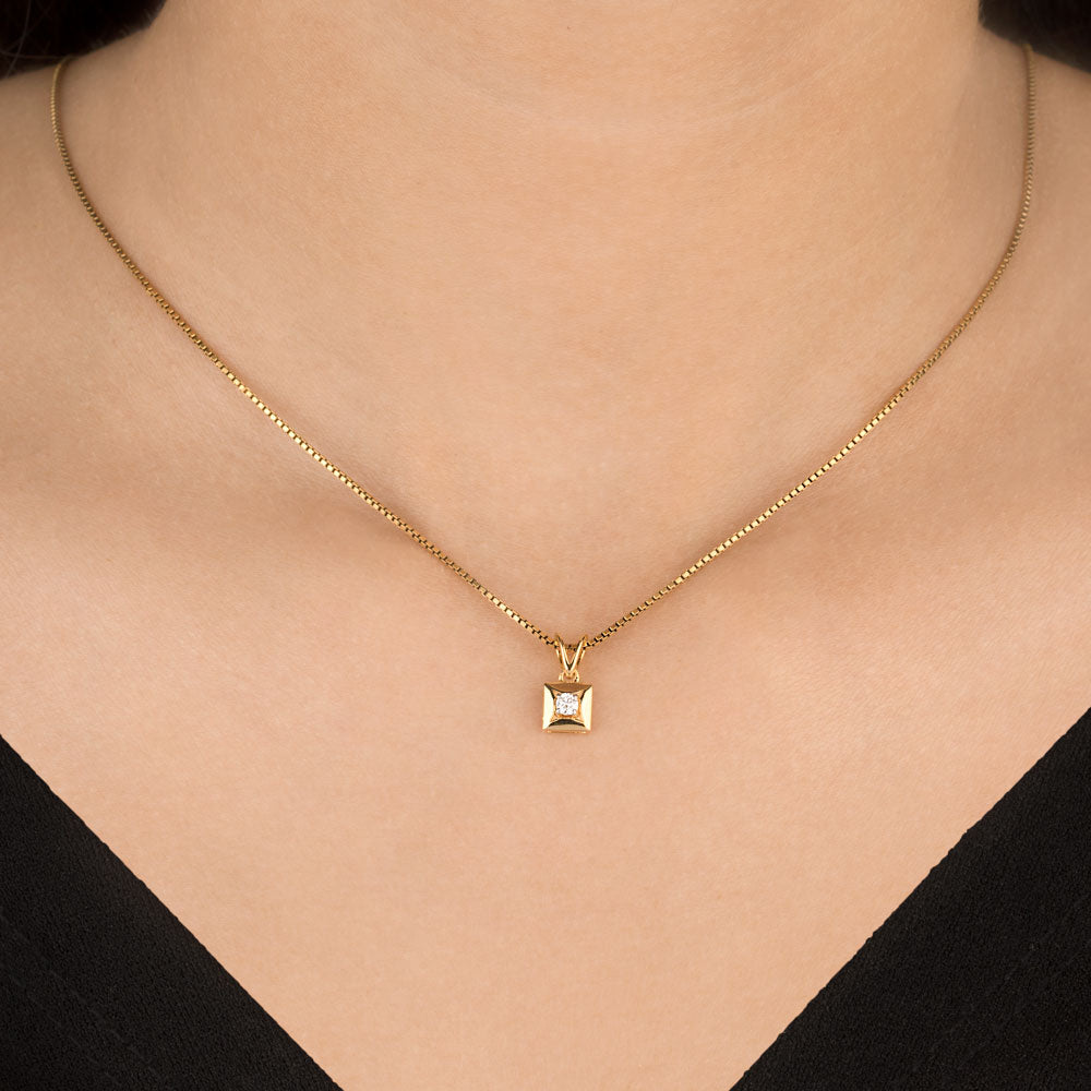 18K Yellow Gold Diamond Pendant - 0.058ct VS-GH