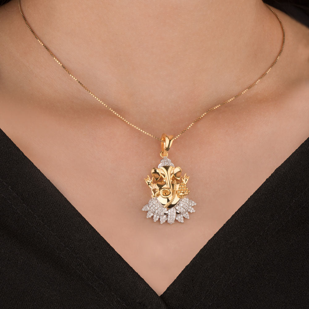 18K Yellow Gold Diamond Pendant - 0.652ct VVS-VS-GH