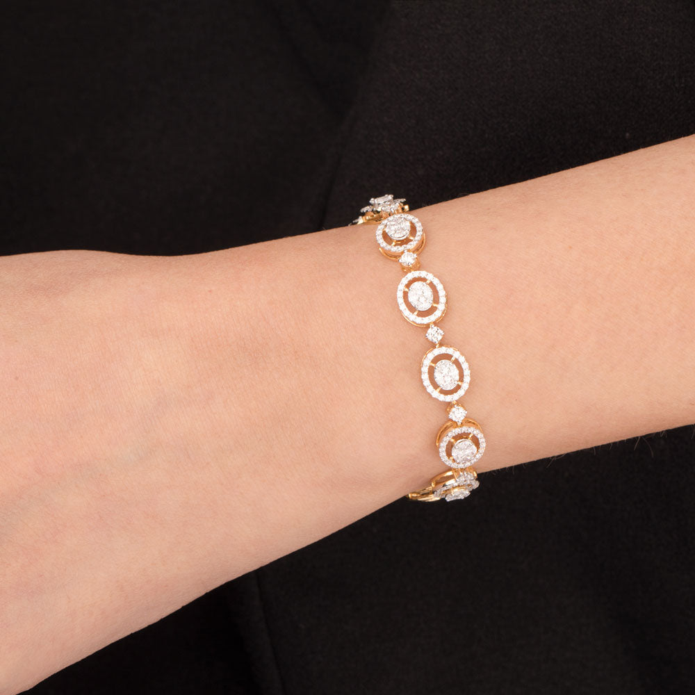 18K Yellow Gold Diamond Bracelet - 1.836ct VVS-EF