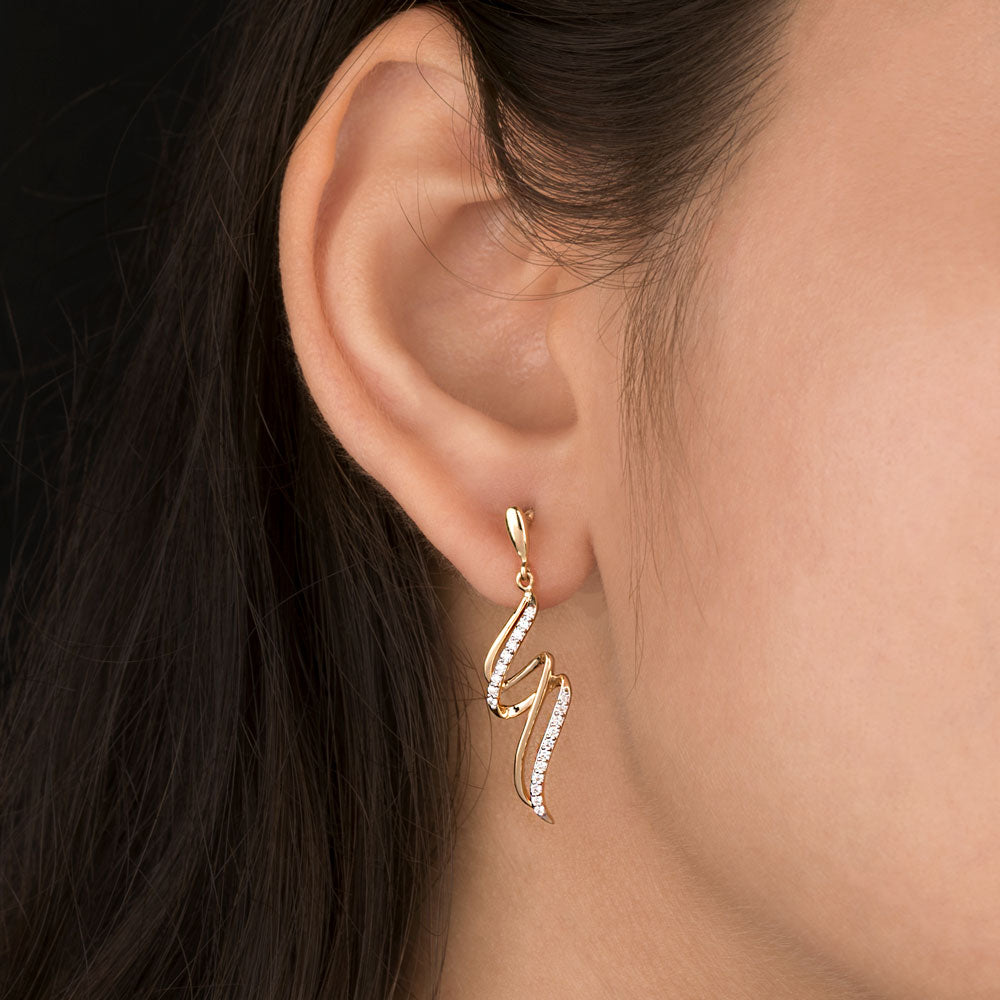 18K Yellow Gold Diamond Earrings - 0.21ct VVS-VS-GH