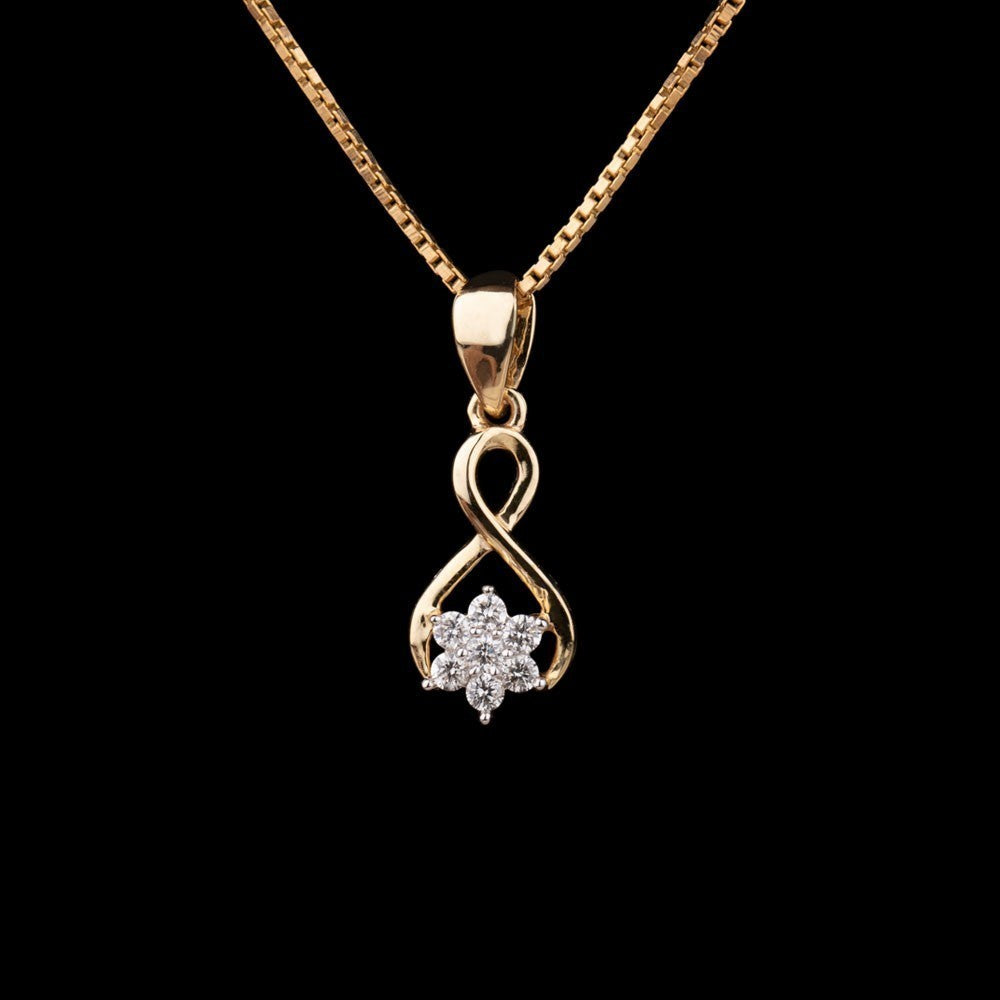 14K Yellow Gold Diamond Pendant - 0.12ct SI-IJ