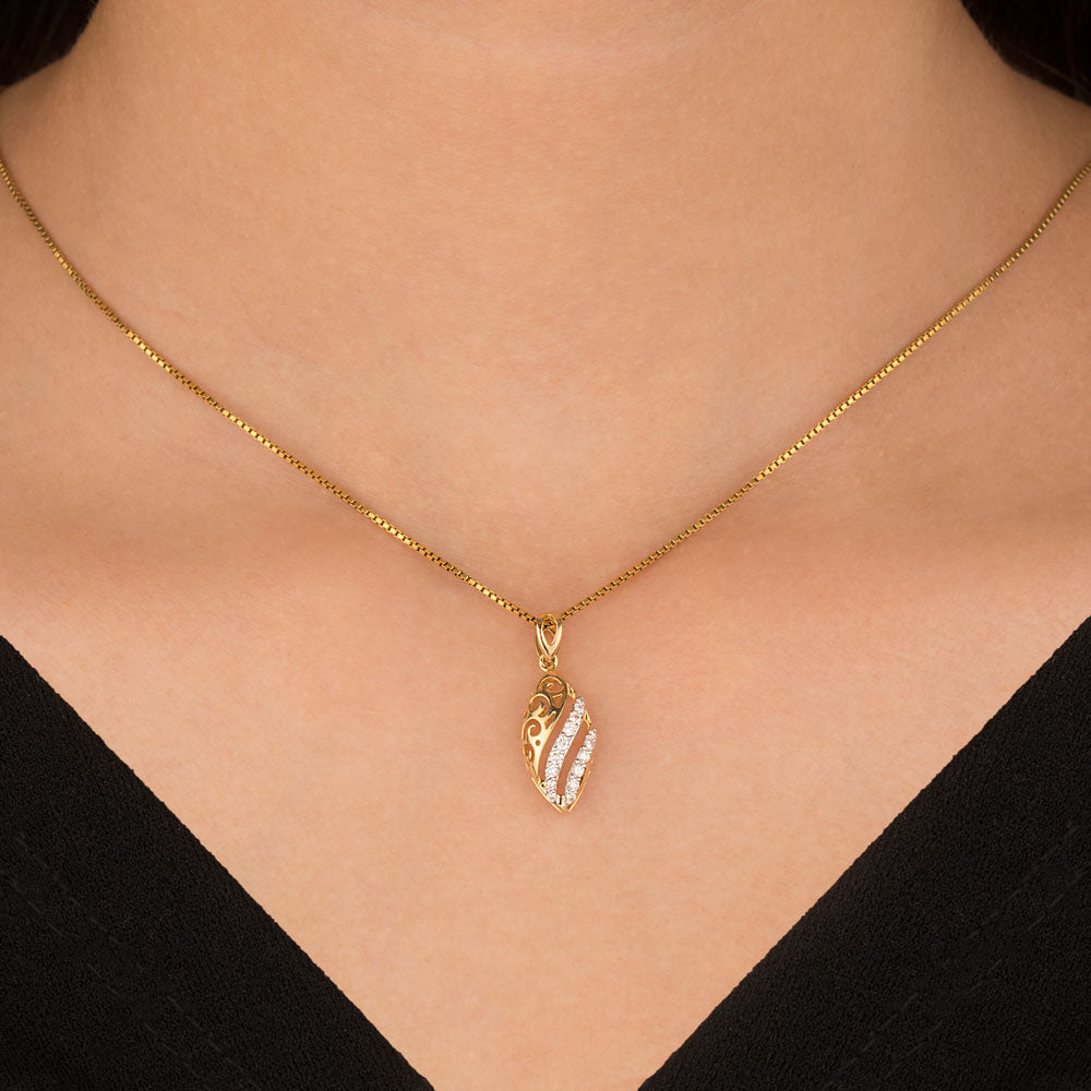 14K Yellow Gold Diamond Pendant - 0.19ct SI-IJ