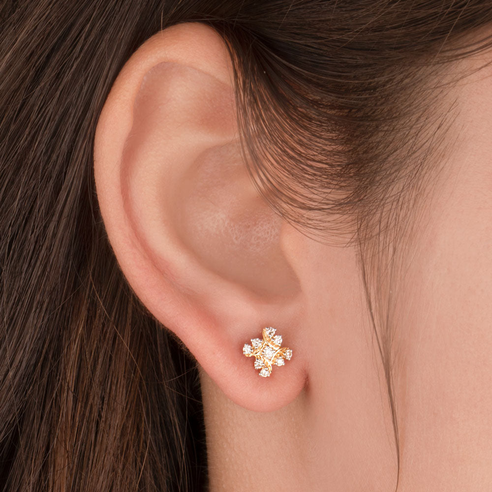 14K Yellow Gold Diamond Earrings - 0.23ct VVS-VS-HI