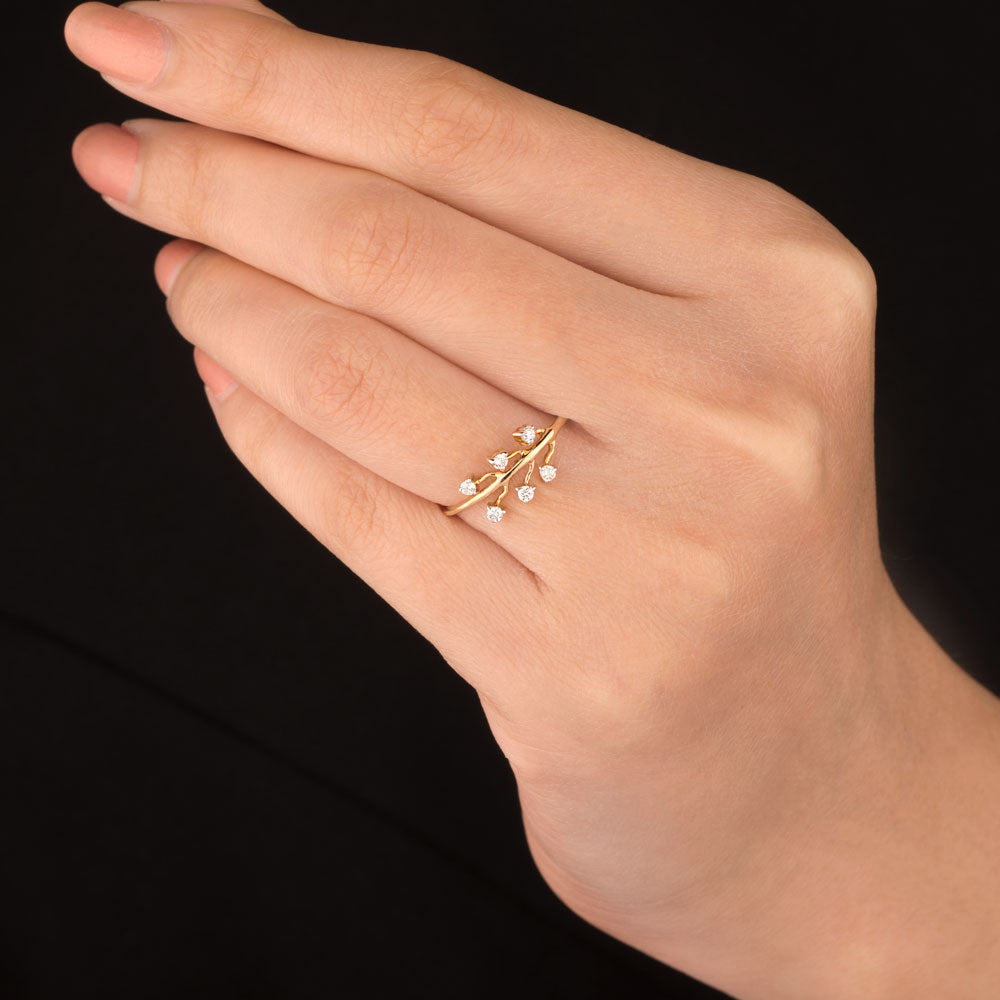 14K Yellow Gold Diamond Ring - 0.13ct SI-IJ
