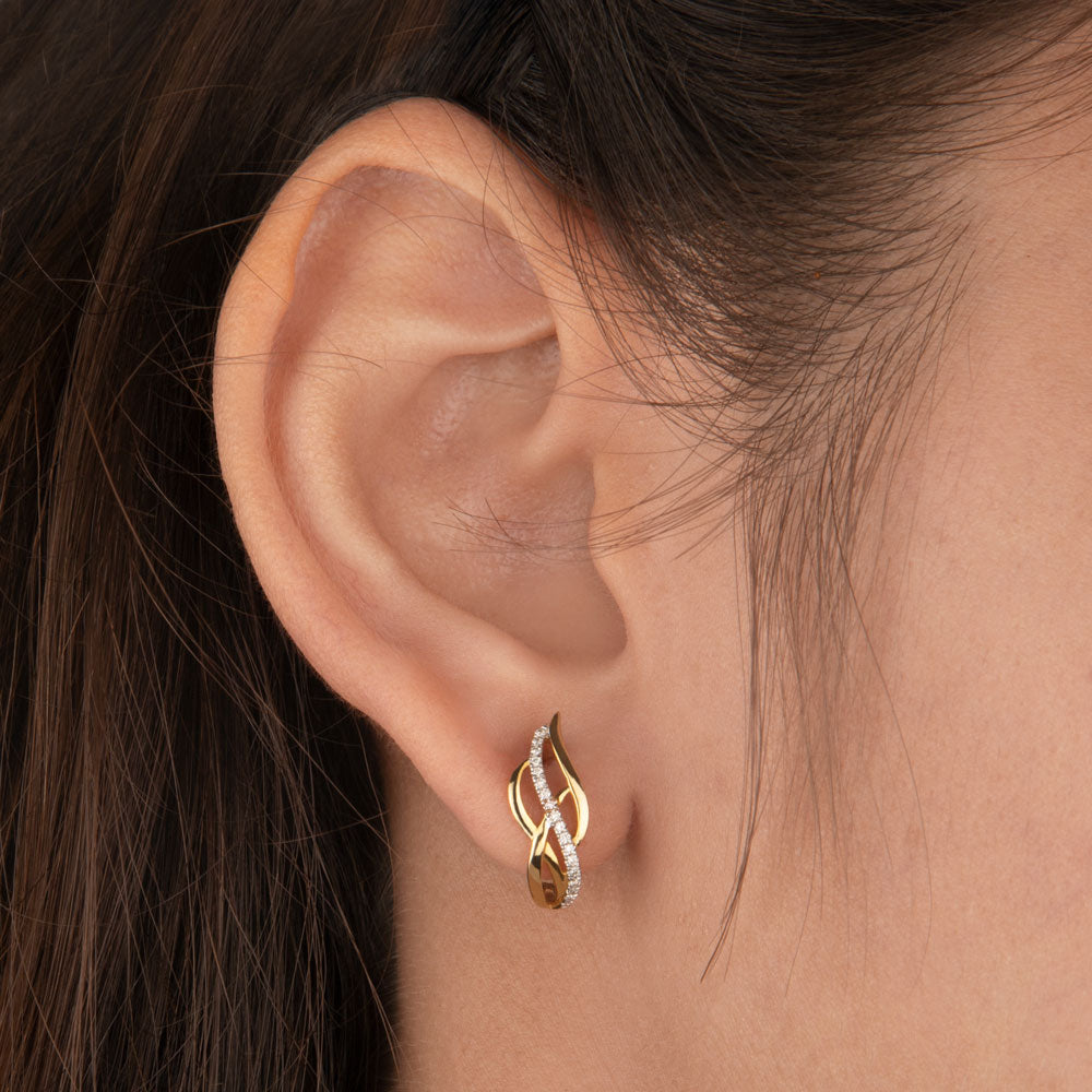 14K Yellow Gold Diamond Earrings - 0.09ct SI-IJ