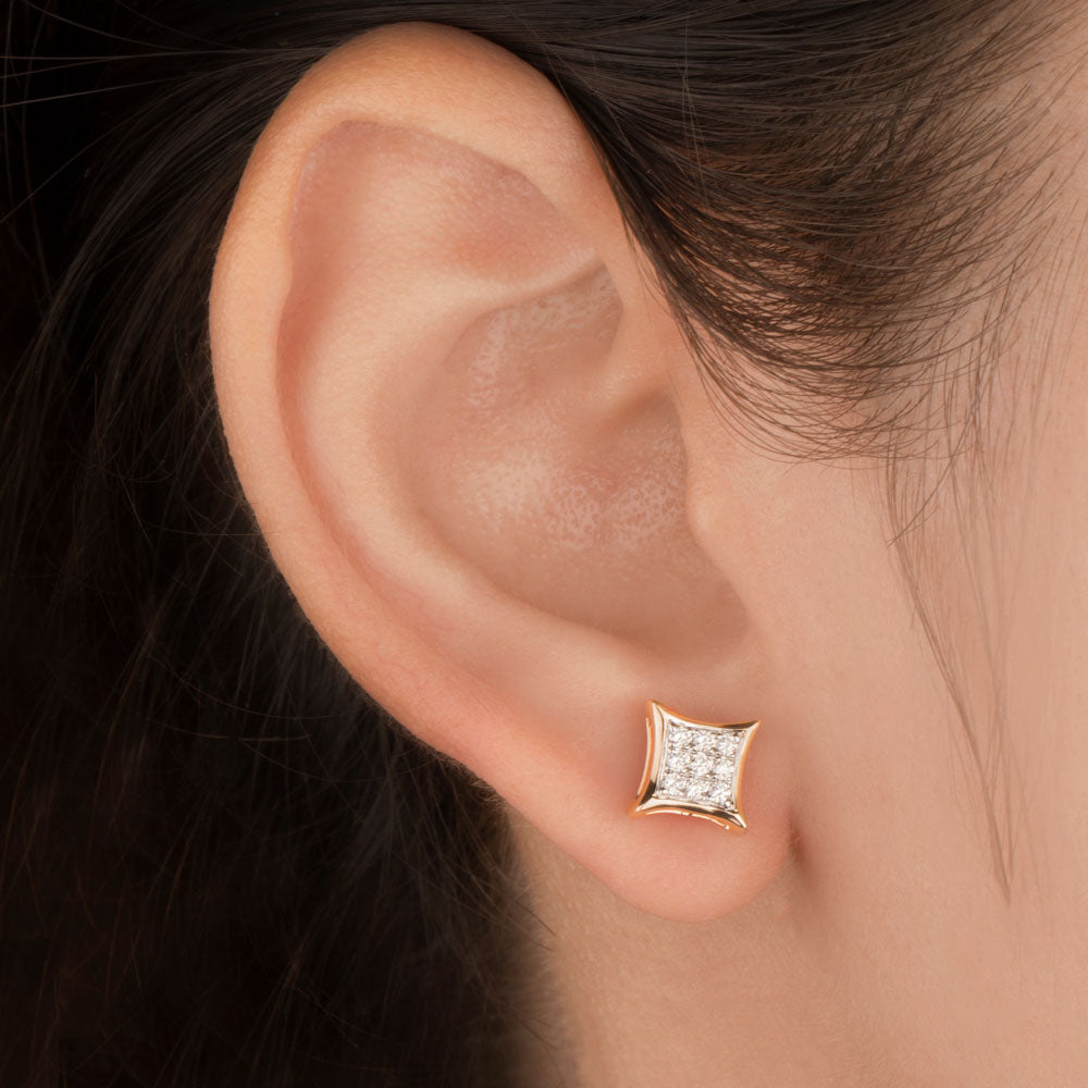 14K Yellow Gold Diamond Earrings - 0.22ct VVS-VS-HI