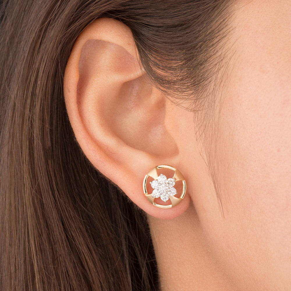 14K Yellow Gold Diamond Earrings - 0.9ct VVS-VS-GH