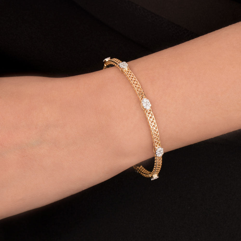14K Yellow Gold Diamond Bangle - 0.88ct SI-IJ