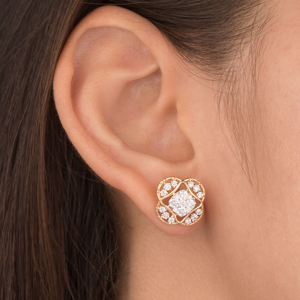 18K Yellow Gold Diamond Earrings - 0.944ct VVS-VS-GH