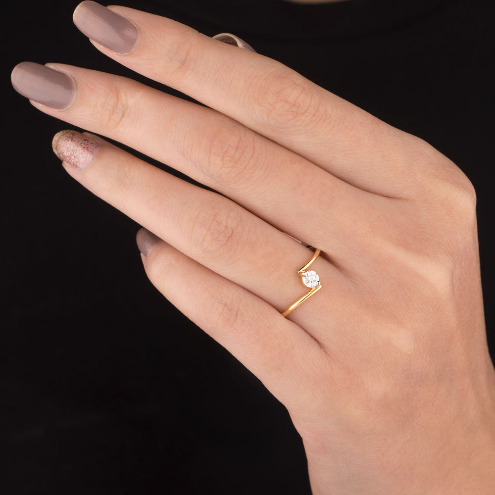 18K Yellow Gold Diamond Ring - 0.18ct VS-JK