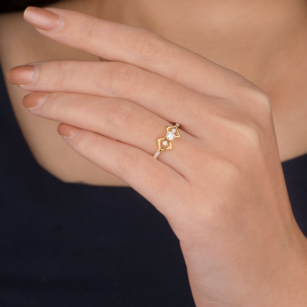 18K Yellow Gold Diamond Ring - 0.211ct VVS-VS-HI