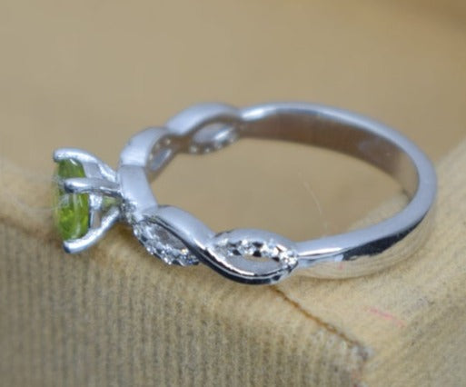 2 CT Round Cut Peridot Green Diamond 925 Sterling Silver Wedding Promise Ring