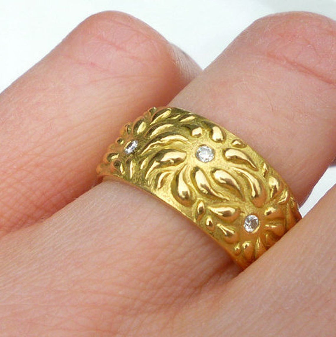 0.10 CT Round Cut Diamond 925 Sterling Silver Women Wedding Floral Flower Band Ring