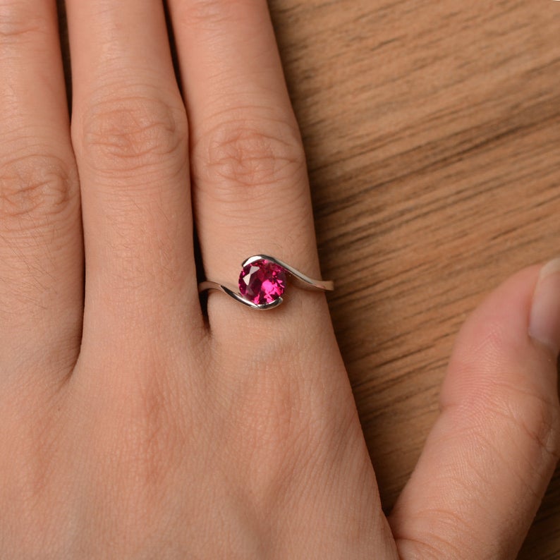 1 CT Round Cut Red Ruby Diamond 925 Sterling Silver Solitaire Engagement Ring For Women