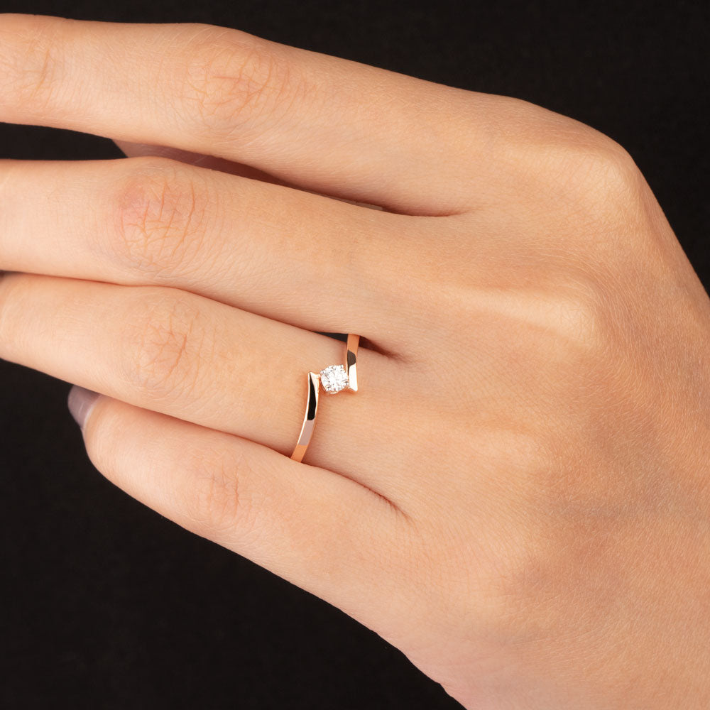 18K Rose Gold Diamond Ring - 0.12ct VS-GH
