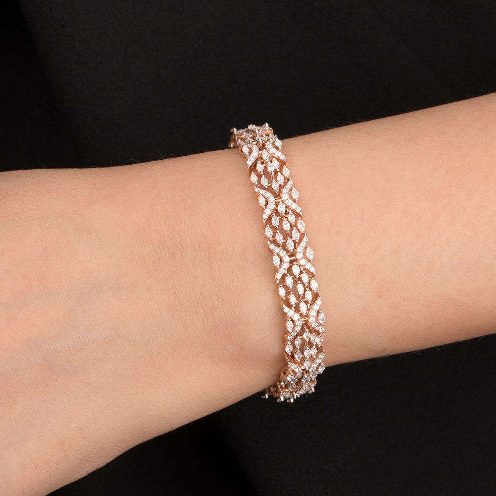 18K Rose Gold Diamond Bracelet - 4.281ct VVS-EF