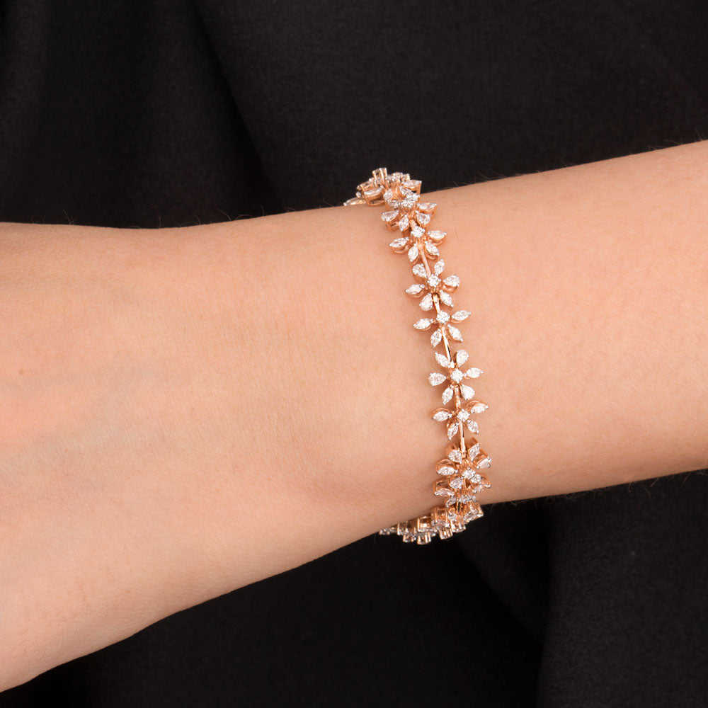 18K Rose Gold Diamond Bracelet - 3.93ct VVS-EF