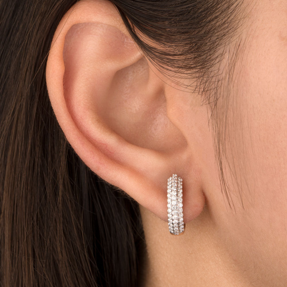 18K Yellow Gold Diamond Earrings - 0.574ct VS-SI-FG