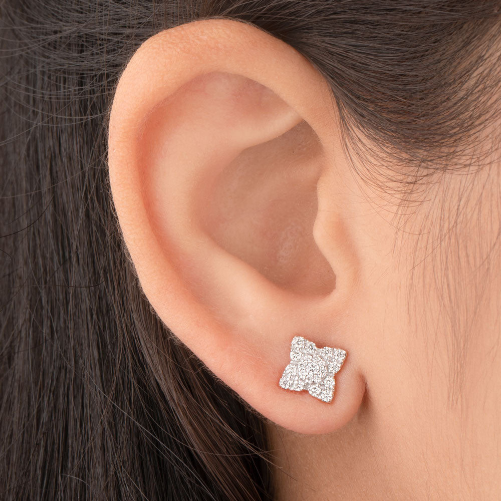 18K Yellow Gold Diamond Earrings - 0.36ct VVS-EF