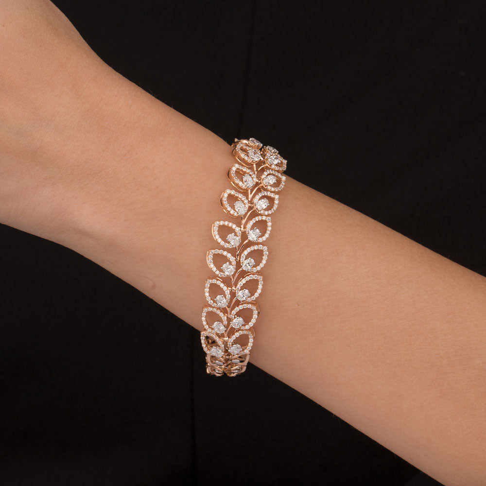 18K Rose Gold Diamond Bracelet - 4.119ct VVS-VS-EF