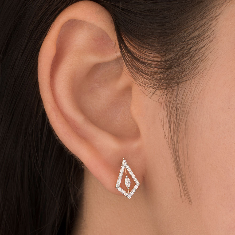 18K Rose Gold Diamond Earrings - 0.332ct VVS-VS-EF