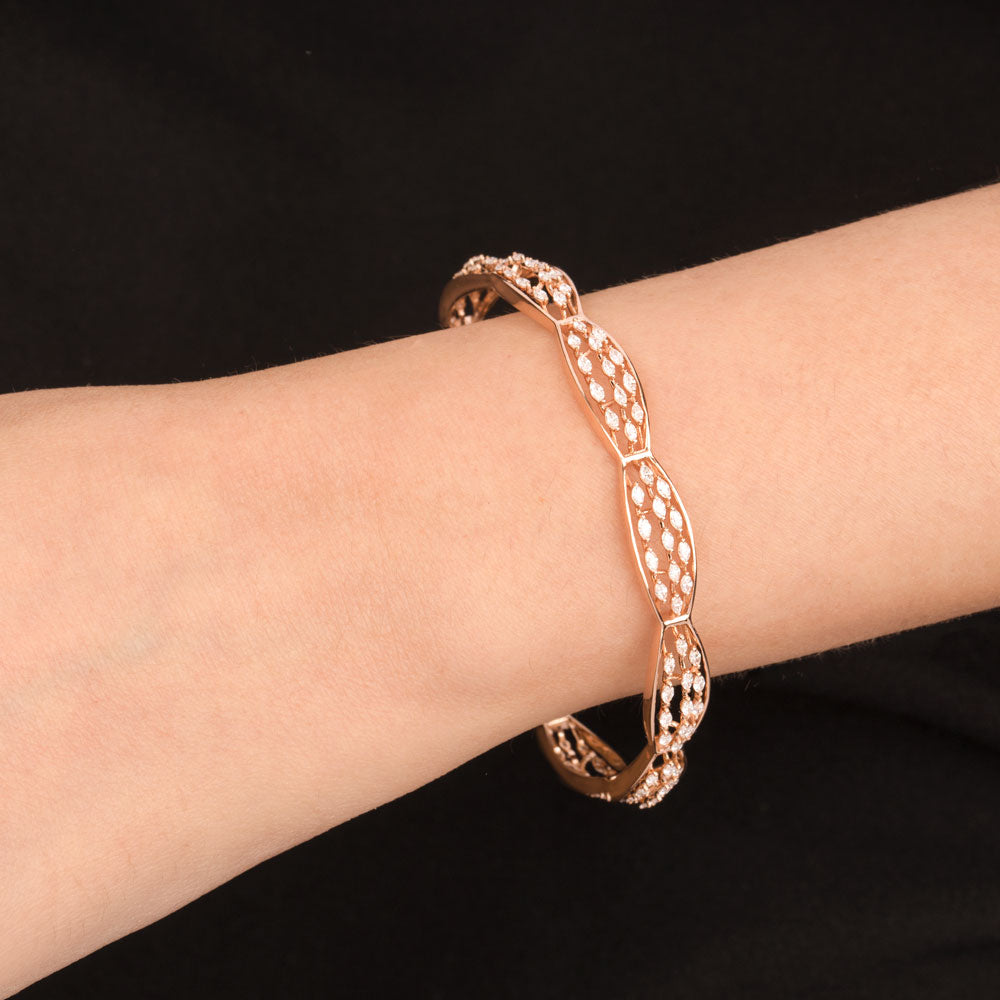 18K Rose Gold Diamond Bangle - 2.46ct VVS-EF