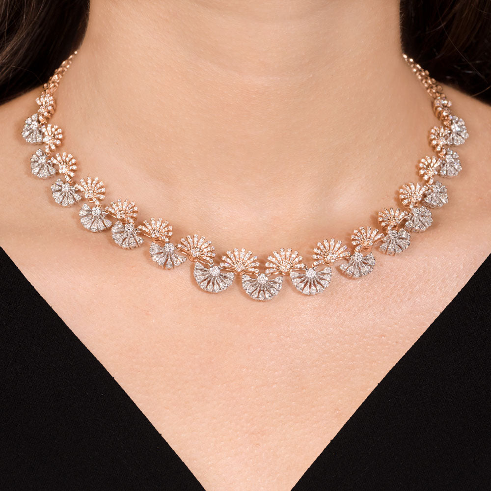 18K Two Tone Gold Diamond Necklace - 6.021ct VVS-FG