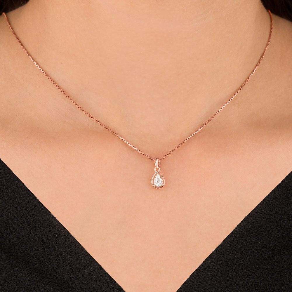 18K Two Tone Gold Diamond Pendant - 0.108ct VVS-VS-EF
