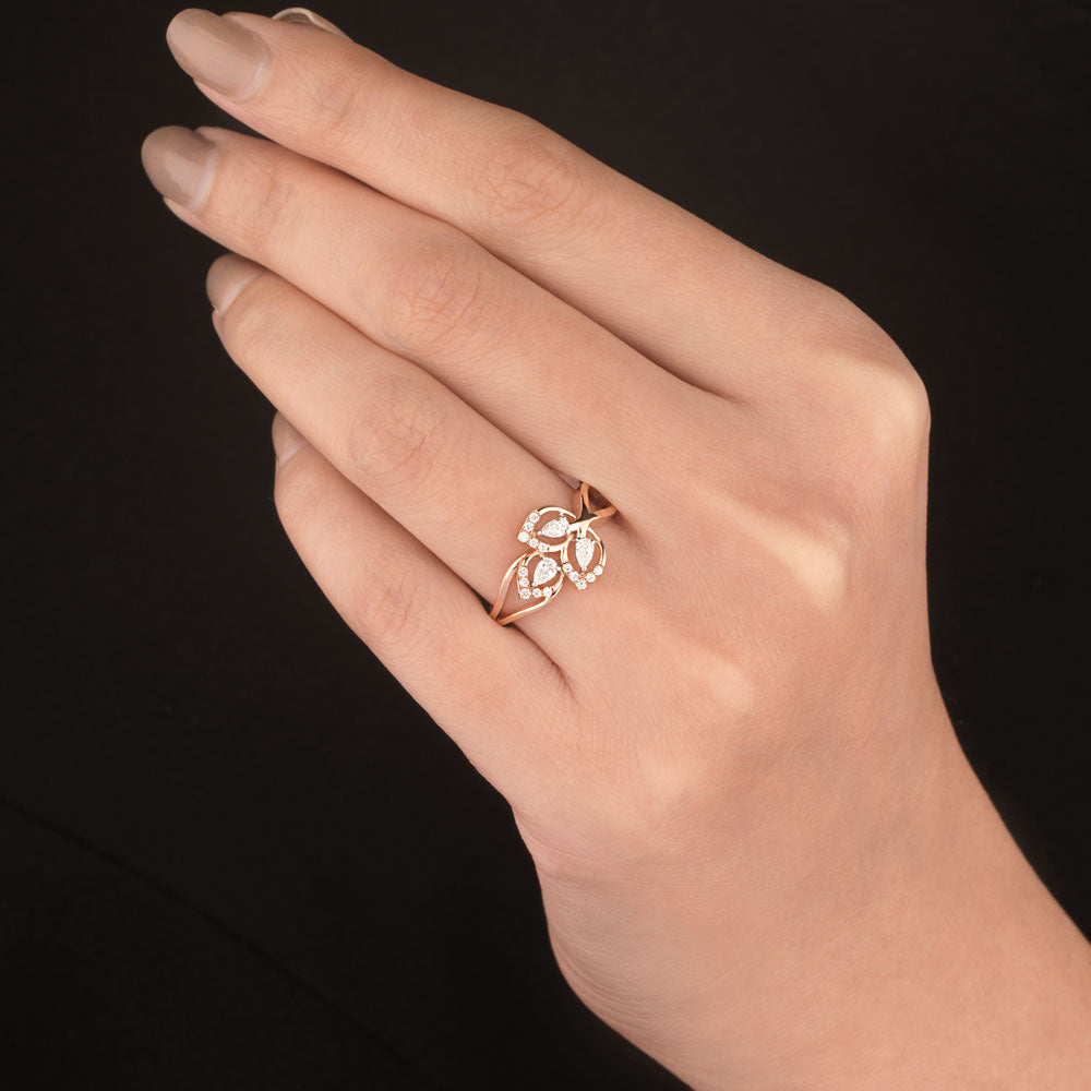 18K Two Tone Gold Diamond Ring - 0.275ct VVS-VS-EF