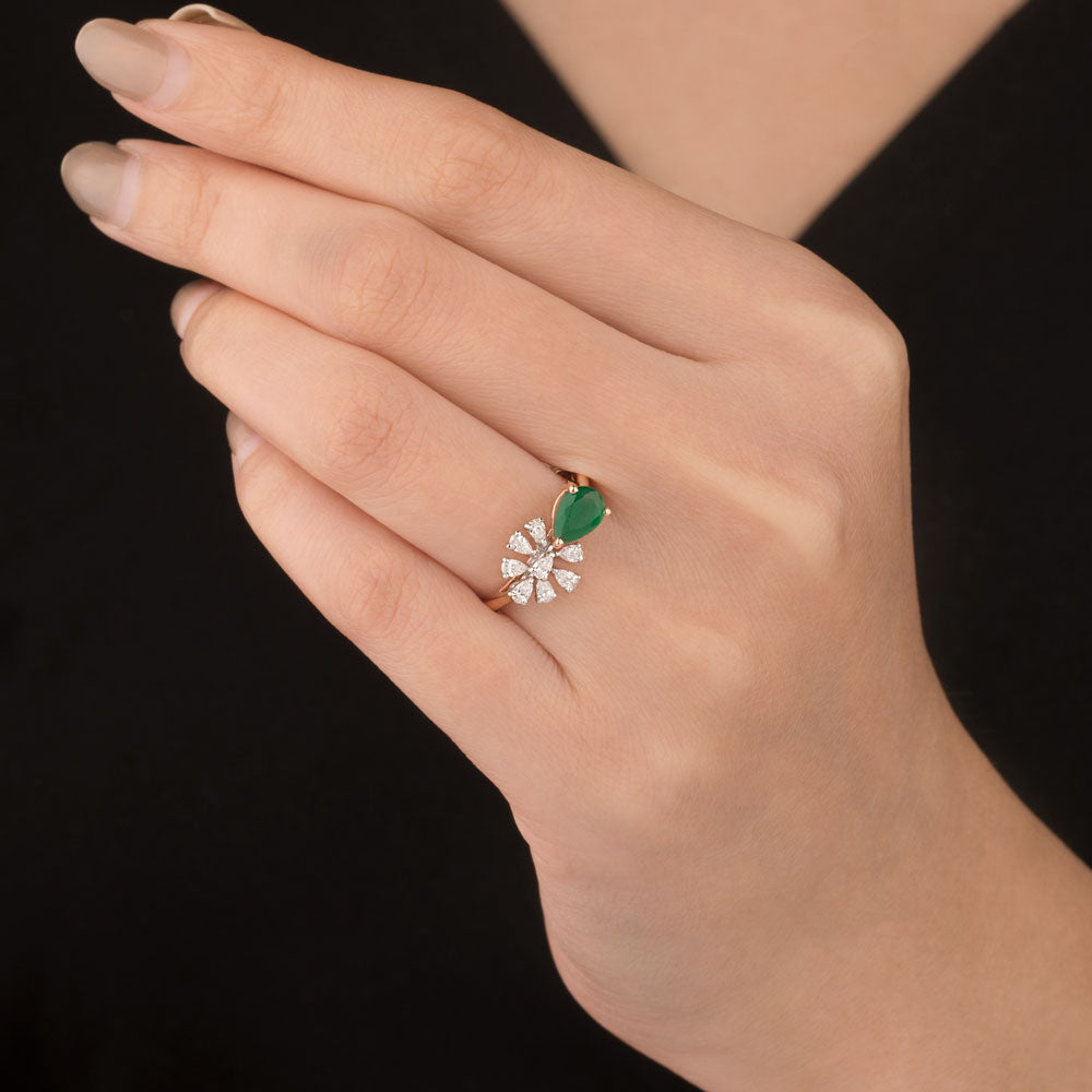 18K Two Tone Gold Diamond Ring - 0.244ct VVS-EF with Colour Stones