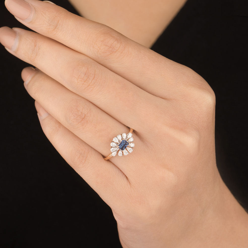18K Two Tone Gold Diamond Ring - 0.346ct VVS-VS-EF with Colour Stones