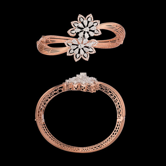 18K Two Tone Gold Diamond Kada - 4.675ct VS-SI-FG