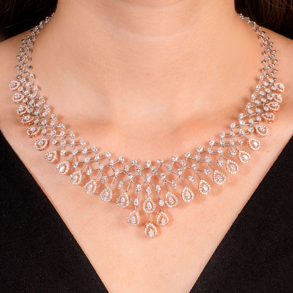 18K Two Tone Gold Diamond Necklace - 12.52ct VVS-VS-EF