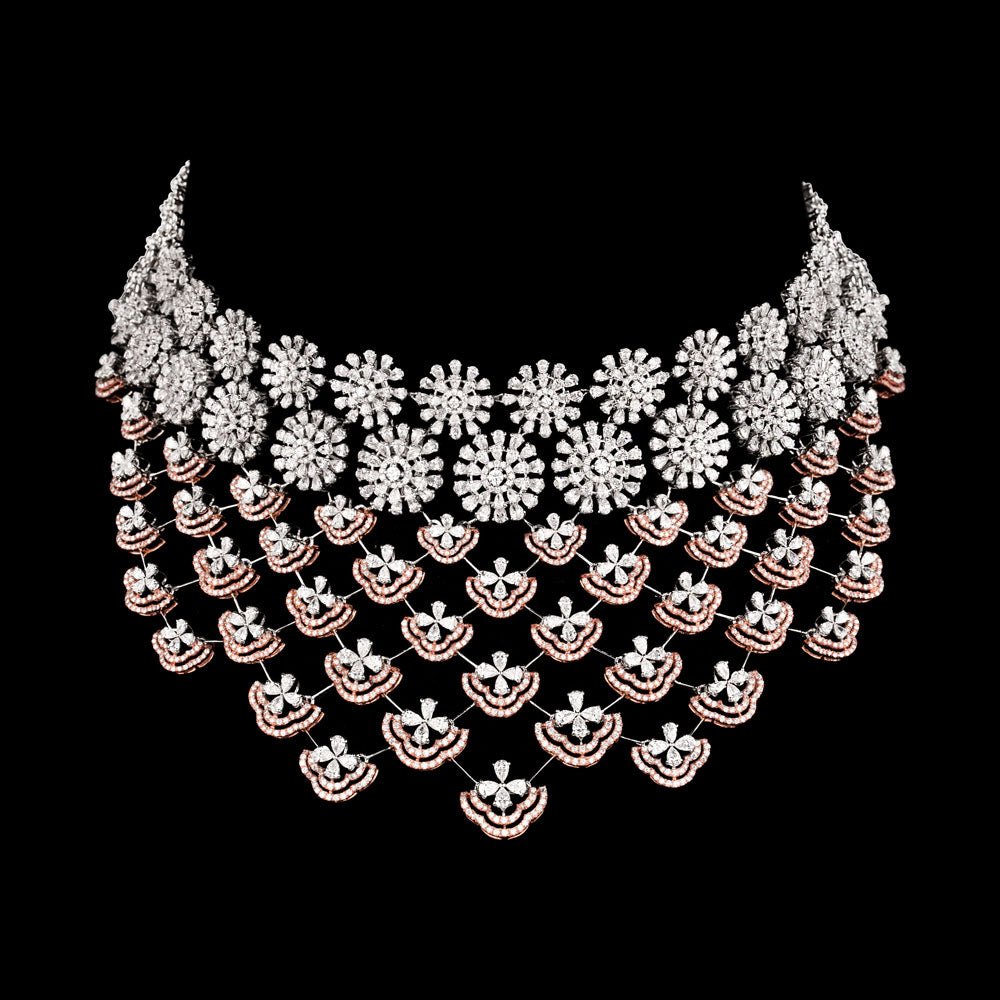 18K Two Tone Gold Diamond Necklace - 30.346ct VVS-EF