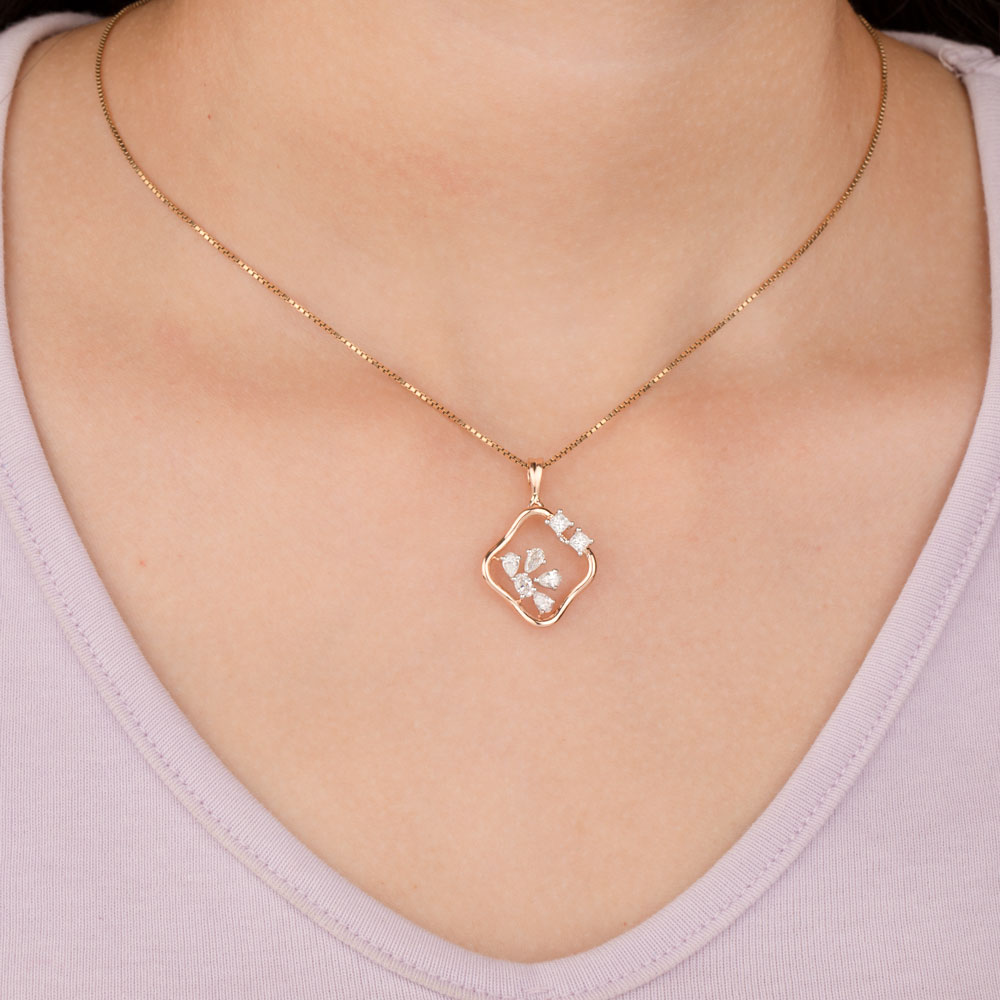 18K Two Tone Gold Diamond Pendant - 0.67ct VS-SI-EF