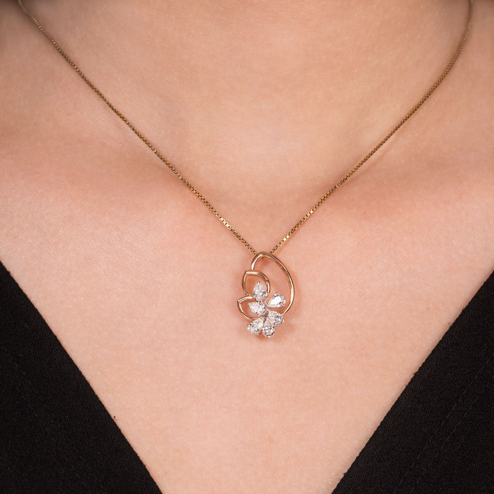 18K Two Tone Gold Diamond Pendant - 0.9ct VS-SI-EF