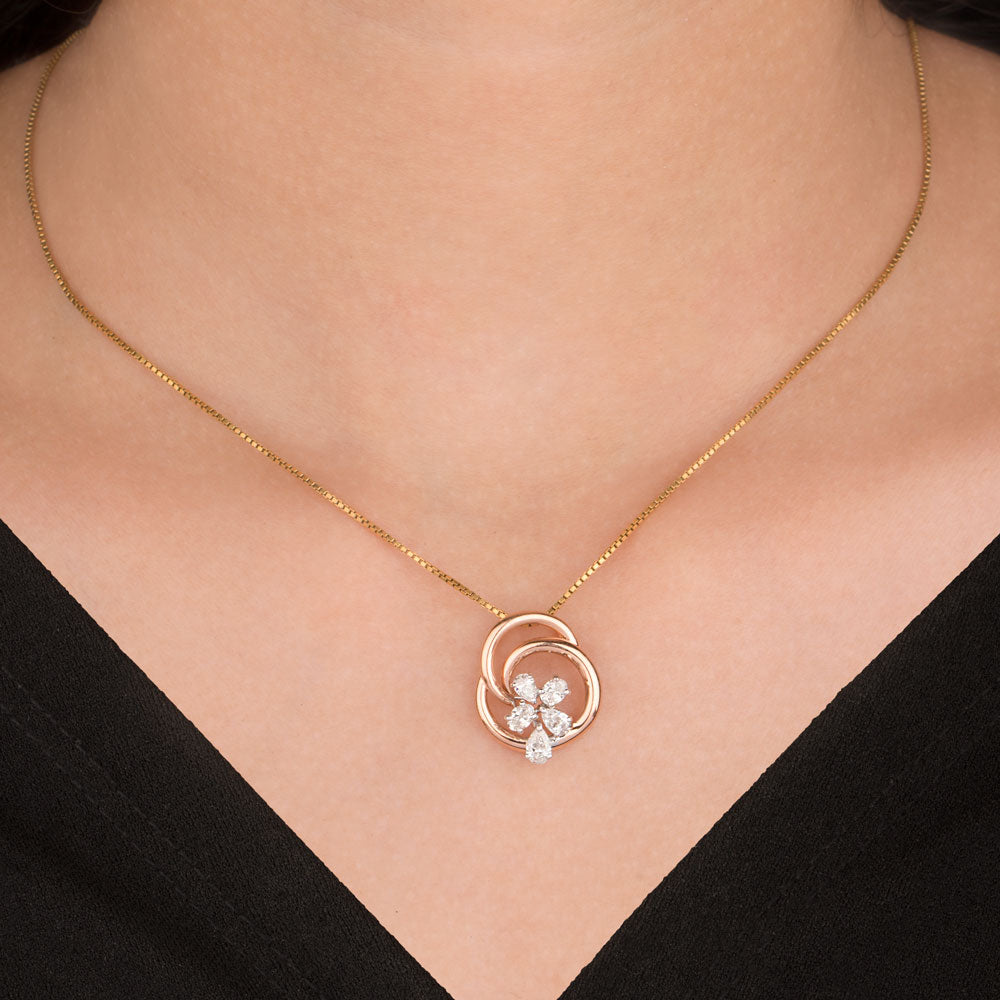 18K Two Tone Gold Diamond Pendant - 0.67ct VS-SI-EF