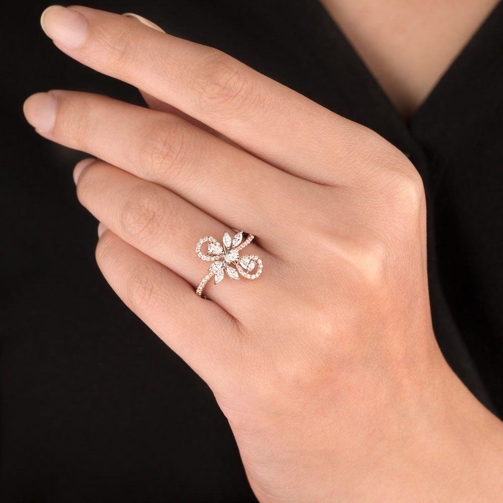 18K Two Tone Gold Diamond Ring - 0.647ct VVS-VS-GH
