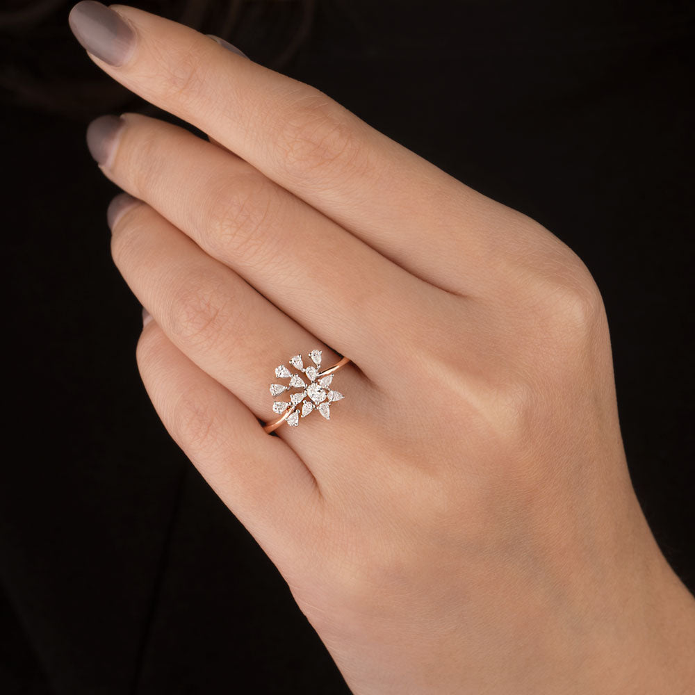 18K Two Tone Gold Diamond Ring - 0.4ct VVS-VS-EF