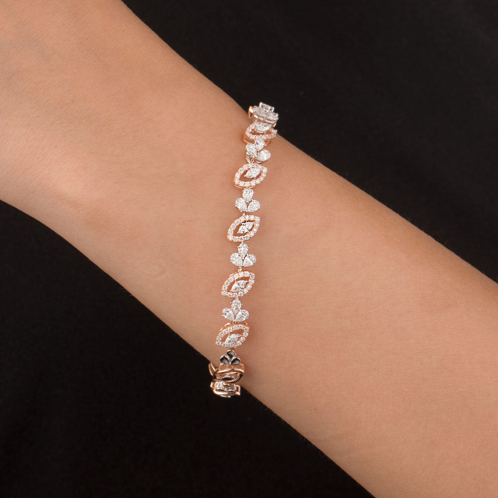 18K Two Tone Gold Diamond Bracelet - 2.217ct VS-SI-EF